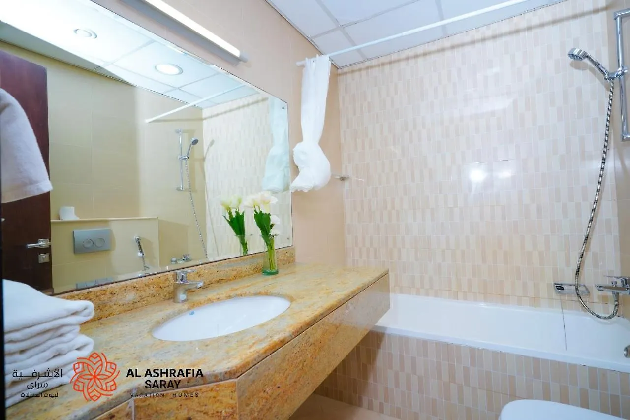 Alashrafia Saray, Stunning 1Br Apartment In Sport City Dubaj